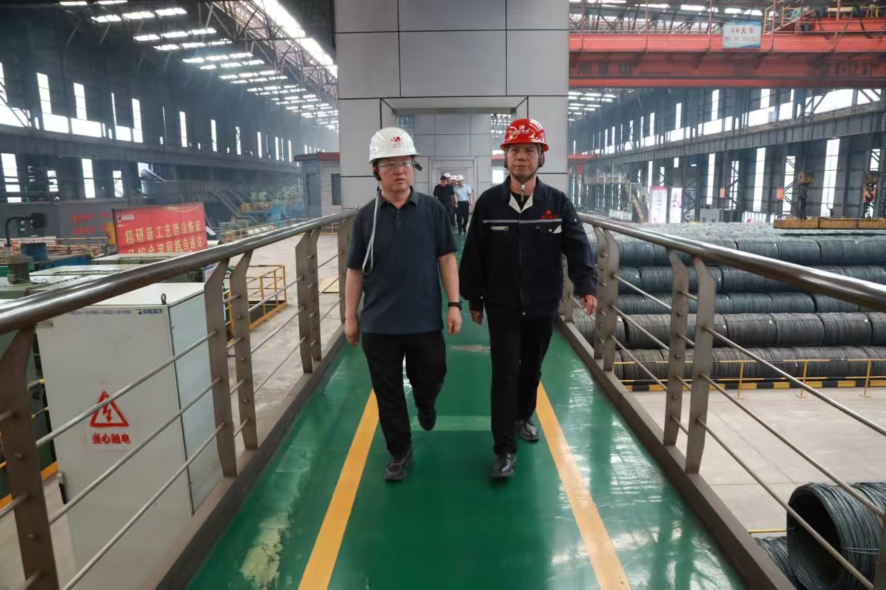 風(fēng)陵渡經(jīng)濟(jì)開(kāi)發(fā)區(qū)管委會(huì)副主任秦晨林一行來(lái)宏達(dá)進(jìn)行考察